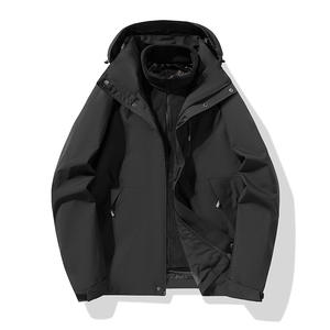 3-in-1 ジャケット。着心地が良く、保温性・環境配慮・防風・防水機能を備え、フード付き、フロントファスナー開閉式で、秋冬のアウトドアスポーツに最適です。
