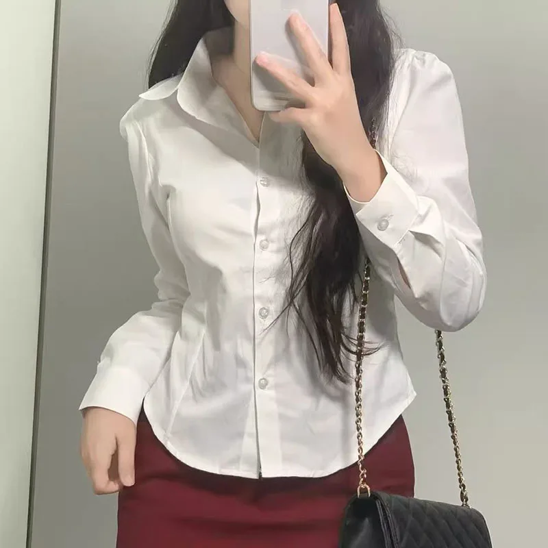 FANAN プレッピースタイル白シャツ女性韓国スリム長袖オフィスシャツレディース 2025 春のファッションボタンラペルショートブラウス