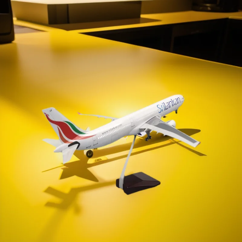 A330 330 スケール 47 センチメートル 1:135 スリランカスリランカ航空エアウェイベースホイール樹脂プラスチックアセンブリ航空機飛行機飛行機おもちゃ