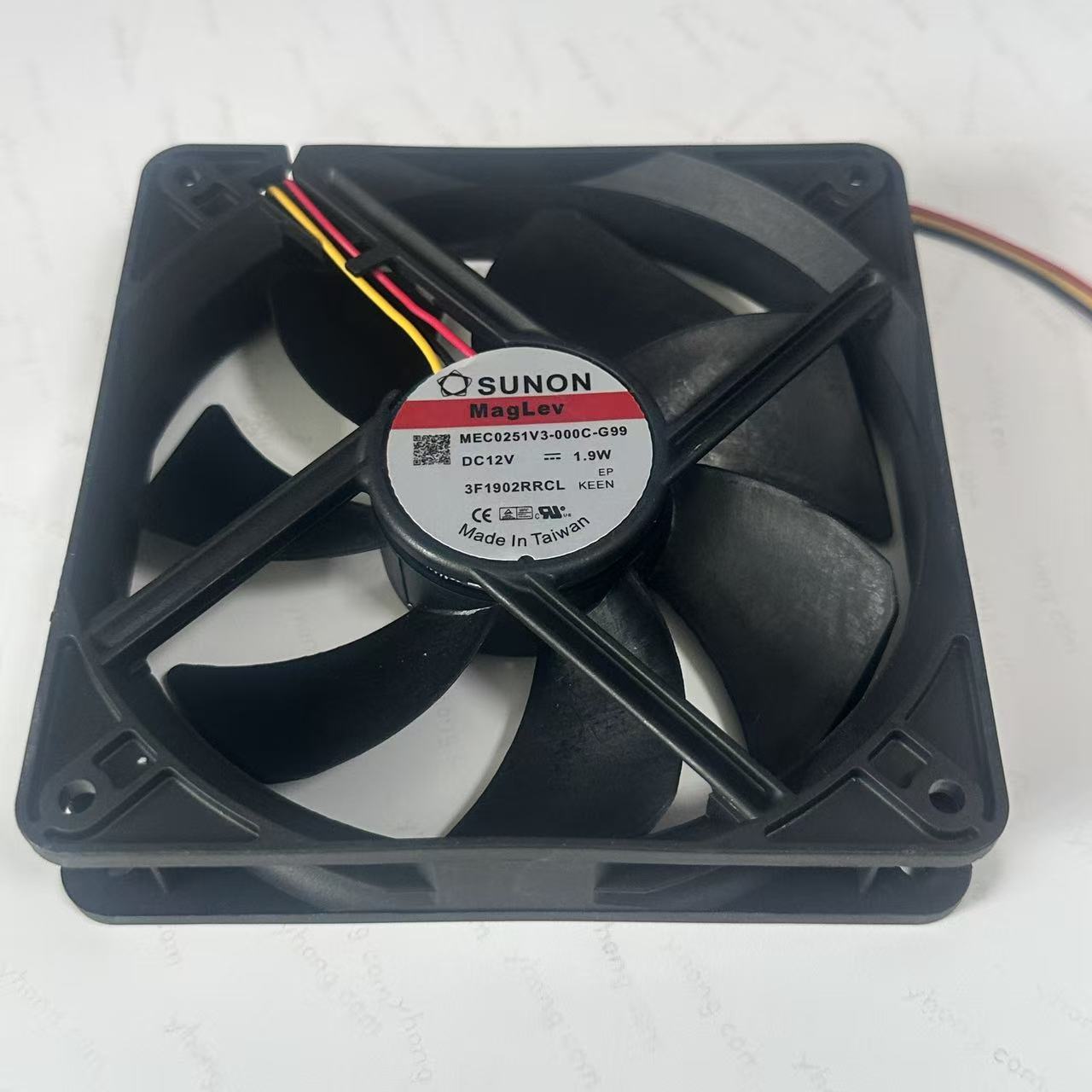 SUNON MEC0251V3-000C-G99 DC 12V 1.9W 120x120x25mm 3線式サーバー冷却ファン