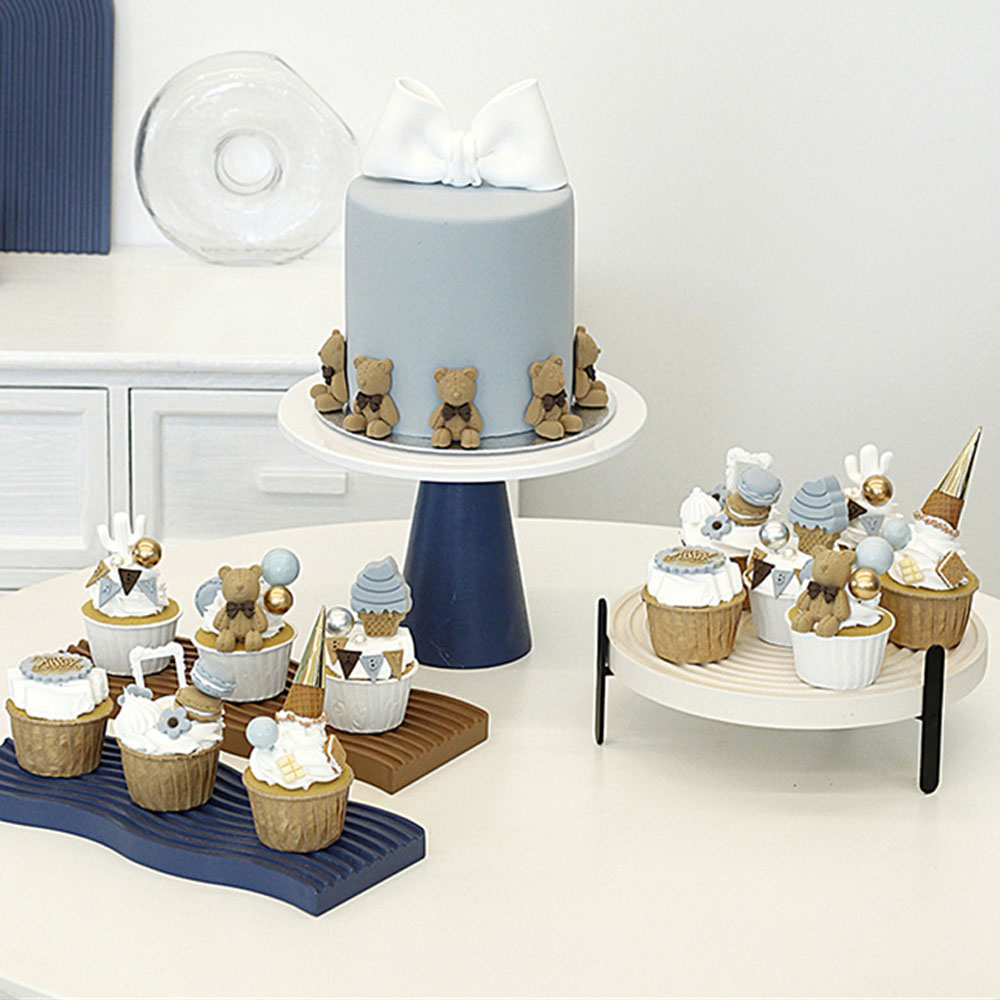クマのケーキモデル人工フェイクデザートキッズ子供パーティー用品ベビーシャワーの装飾ハッピーバースデーシミュレーションカップケーキ