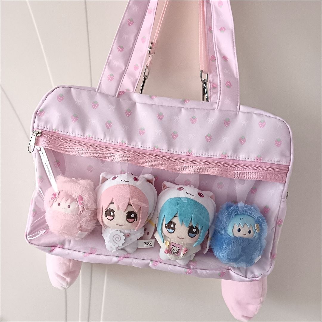 新しい原宿甘くてかわいい痛バッグアニメコンベンション JK 制服ショルダーバッグイチゴプリント女性のハンドヘルドトートバッグ