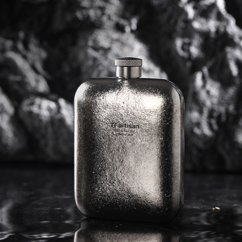 Tiartisan 170 ミリリットル 230 ミリリットルチタンヒップフラスコ屋外旅行超軽量ポータブルアルコールボトルポケットミニウイスキーワインポット