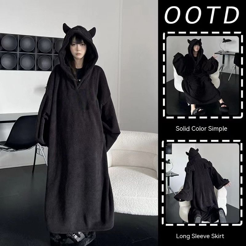 厚みのあるパッド入りパジャマ無地ホームウェアルーズ特大フード付きドレスインプカップルローブ秋と冬のワンピースパジャマ