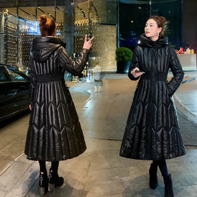 ロングダウン綿コートレディース黒パーカー 2025 新しい冬暖かいジャケット女性のフード付き綿入りコート厚く暖かいフグコート