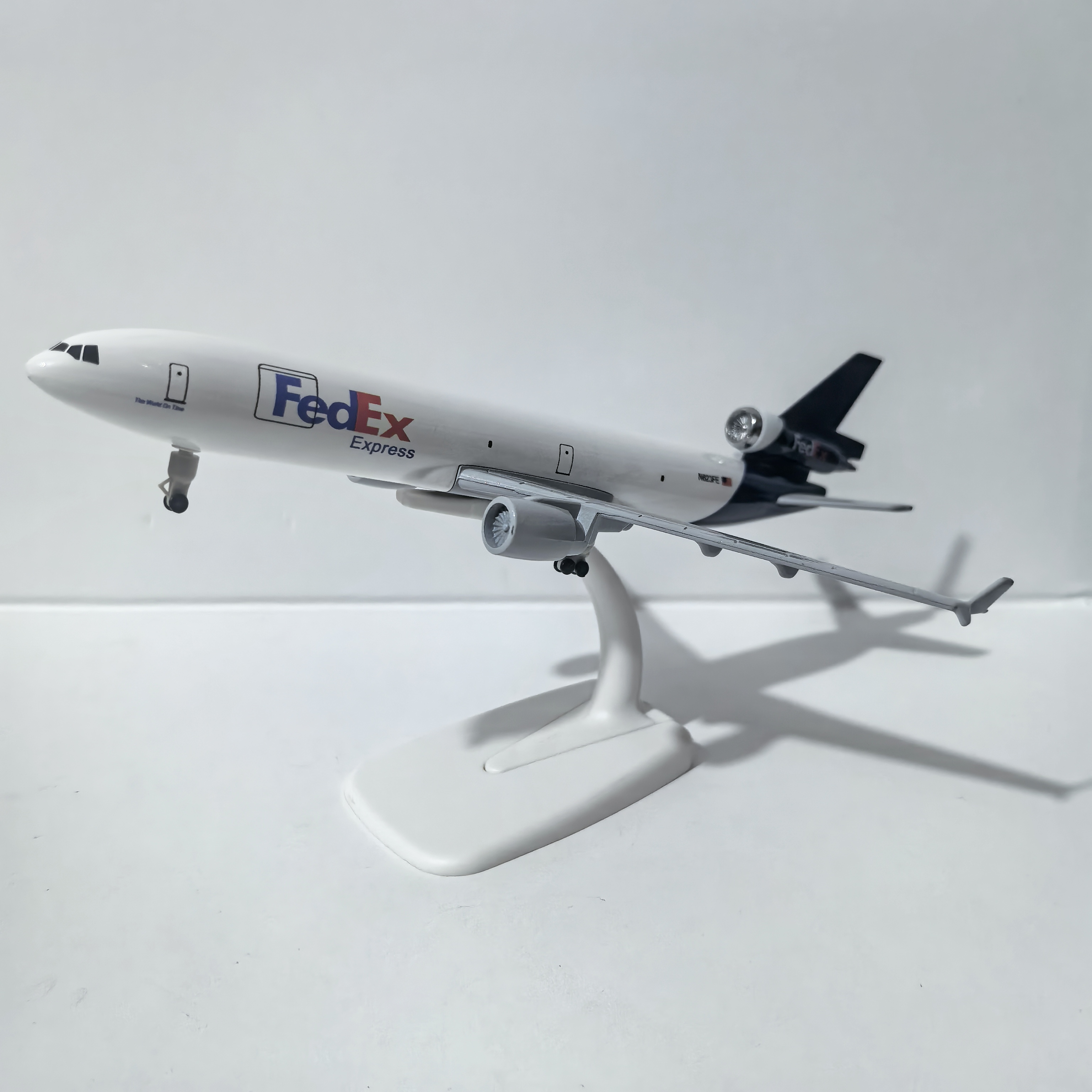 ジェイソン チュチュ 20 センチメートルダイキャストメタル飛行機フェデックスエクスプレスマクドネルダグラス MD-11 航空機モデル飛行機飛行機ギフトを集める