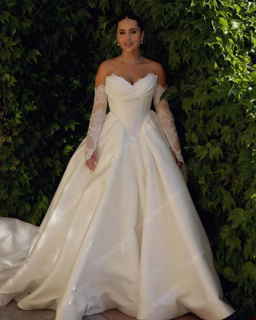 シンプルさのサテンのウェディングドレススムーズな恋人の襟の花嫁ドレスフォーマルパーティーモップ丈 Vestidos デノビアカスタマイズ