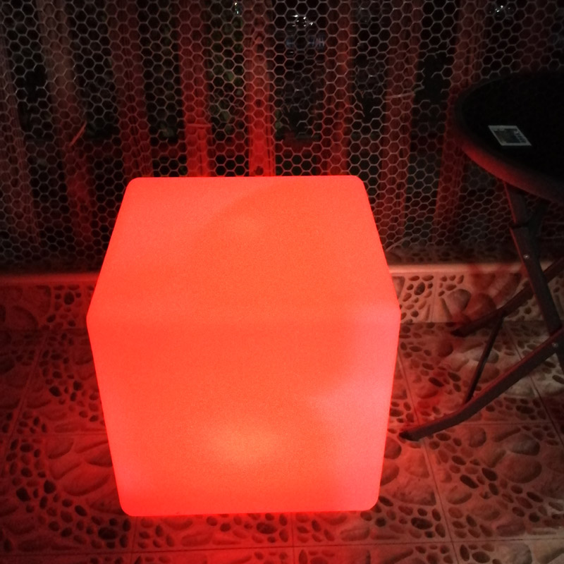 LEDスクエアキューブスツール、ライトキュービックシート、光る椅子、パティオスツール、40-50cm、1.31-1.64フィート、1個