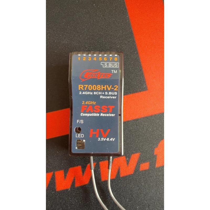 CoolTEC R7008HV-2 2.4GHz 8CH SBUS受信機 - FASST対応（RCモデル用、3.5V～8.4V HV対応）1個