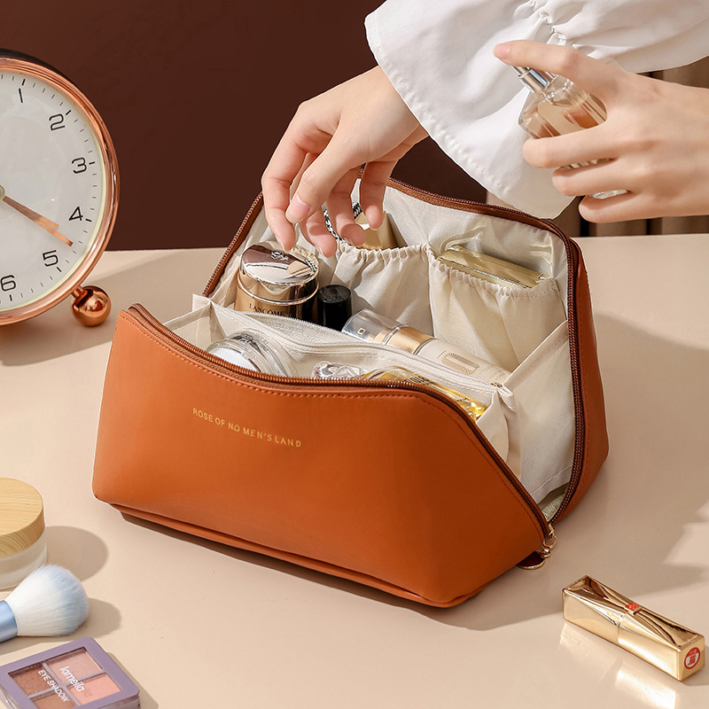 多機能ポータブルトイレタリーバッグ高品質 Pu 枕バッグ新しい大容量収納袋無地カジュアル化粧品バッグ