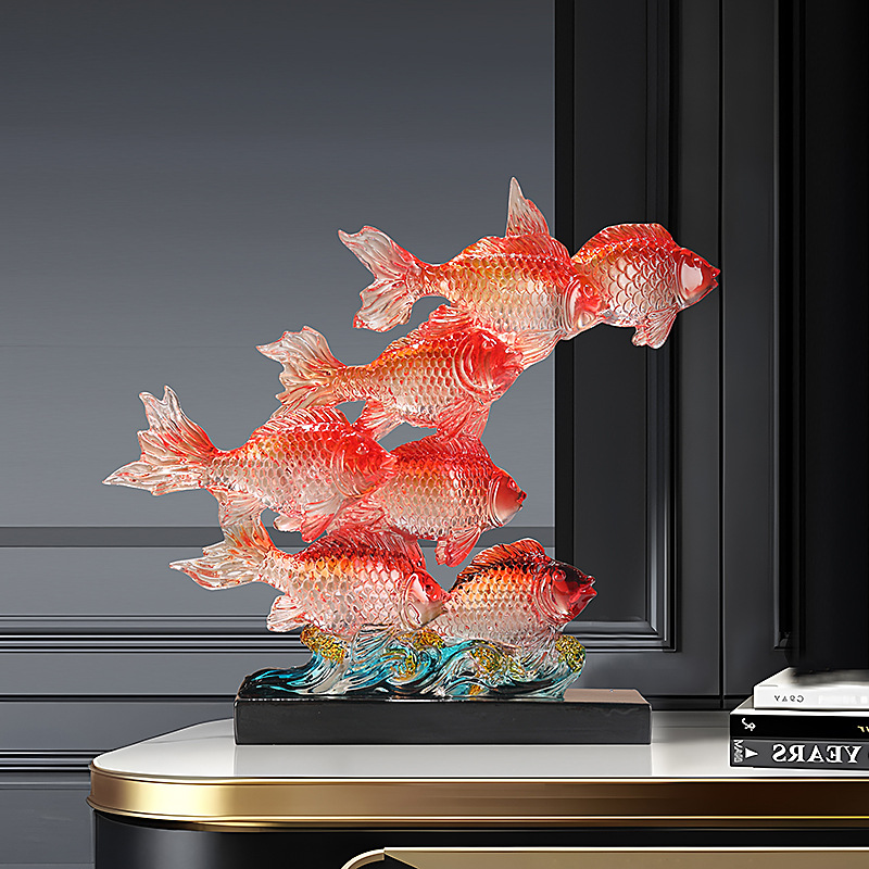 モダンで豪華な魚の学校の彫刻樹脂泳ぐ魚の置物リビングルーム玄関廊下棚家の装飾ギフトレッド