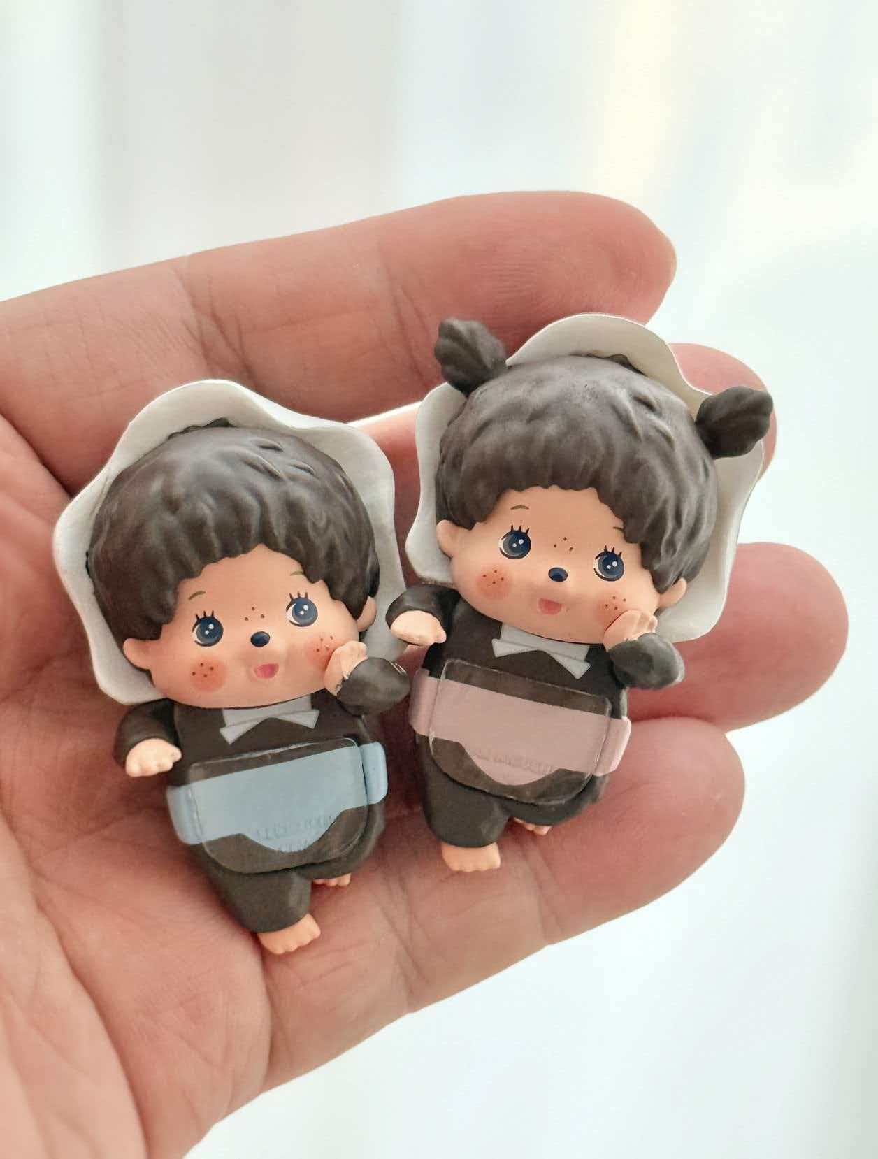 アニメフィギュア Mengqiqi 横たわっている姿勢ブラインドボックスミニ漫画フィギュア人形クリエイティブ電話装飾ホリデーギフトファンのためのギフト