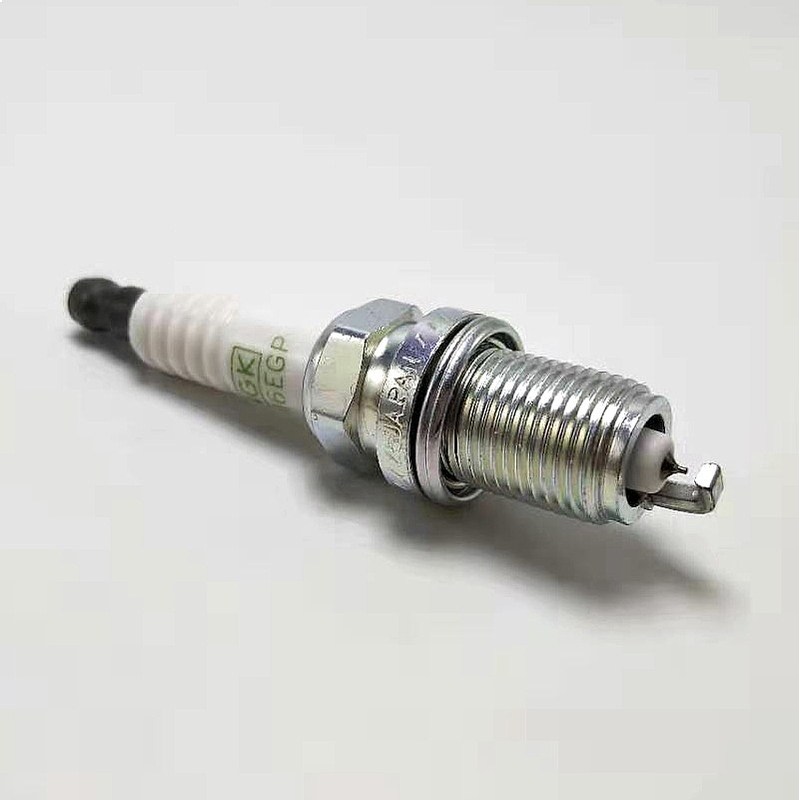 NGK 7092 イリジウム点火プラグ BKR6EGP 高性能車点火自動車部品