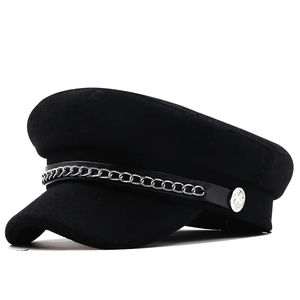 Winter Chain-Detail Black Beret for Women, Flat Hat for Women, Travel Beret for Women, Artist's Hat for Women