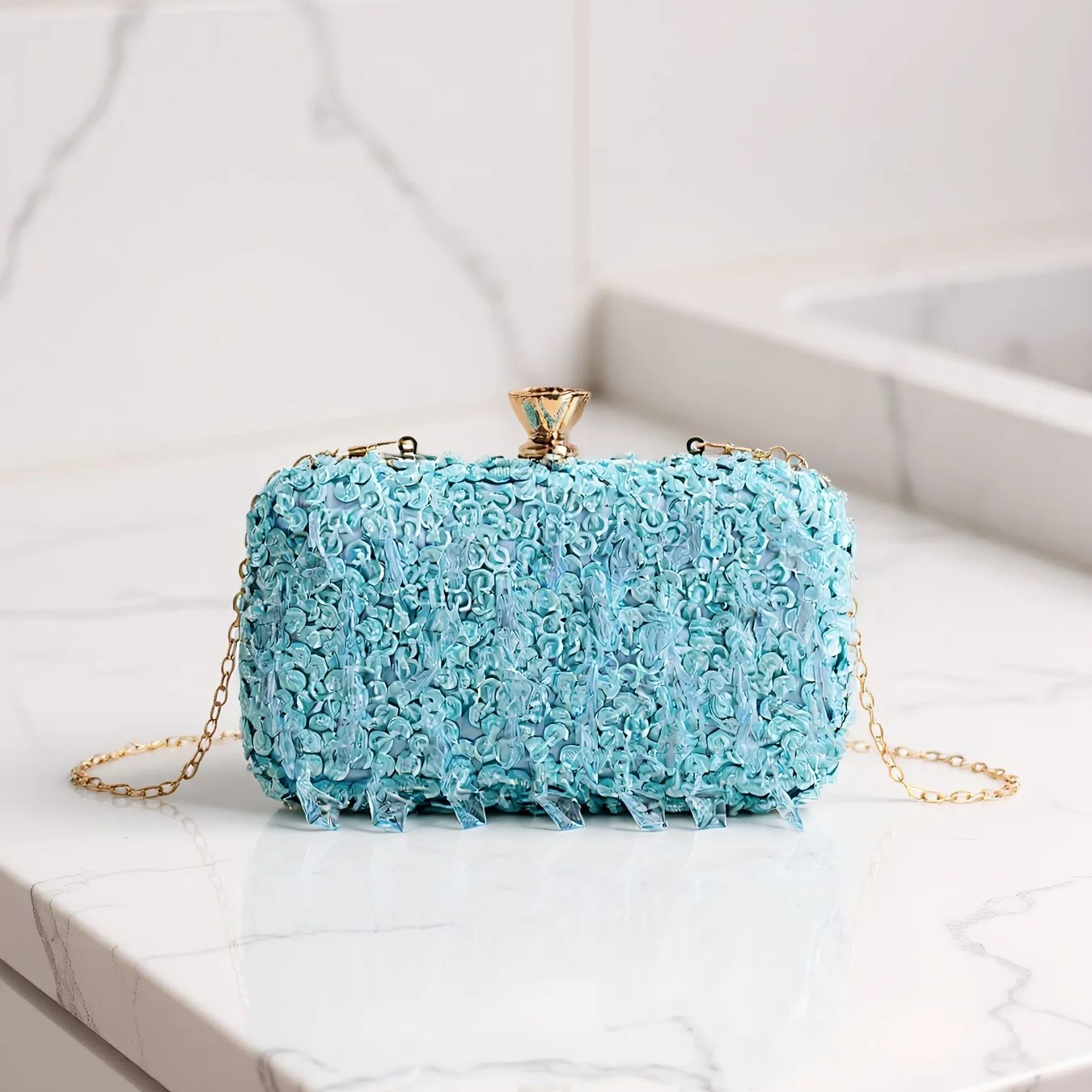 スカイブルー色タッセルイブニングバッグ刺繍クラッチバッグフラップファッションクラウングリッターアクリルビーズハンドバッグショルダー