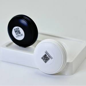 マルチデバイス接続機能を備えたスマートGPSカー追跡装置。車や自転車など様々なプラットフォームに対応する新しい磁気プラスチック製エアタグを搭載。