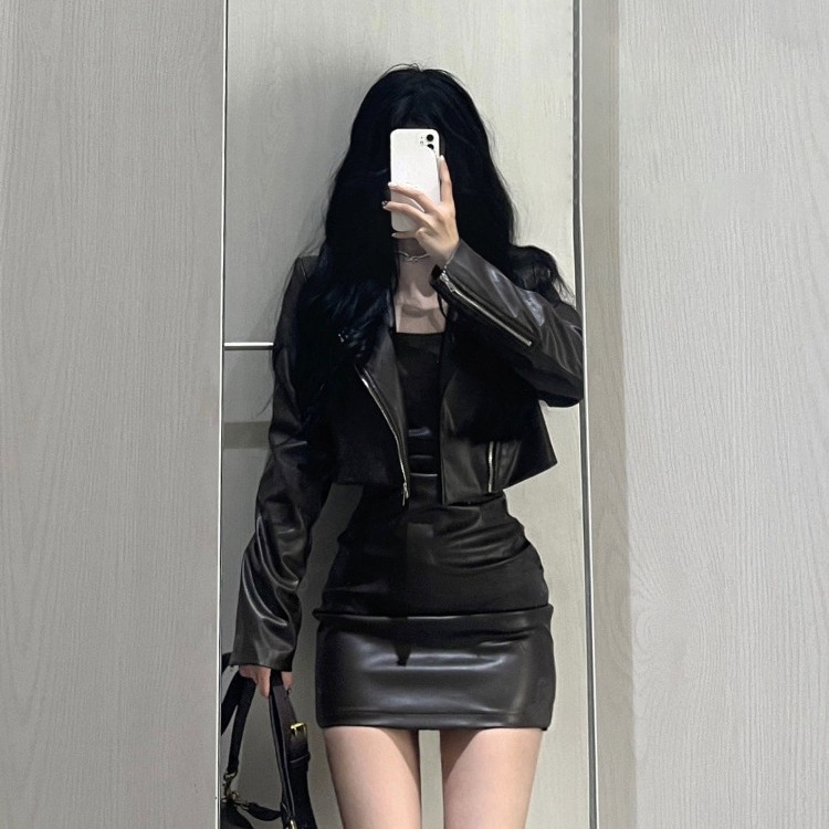 甘いクール長袖レザーコート女性 Y2k セクシーなスリムウエストボディコンキャミソールドレス 2026 秋の新ツーピースセット
