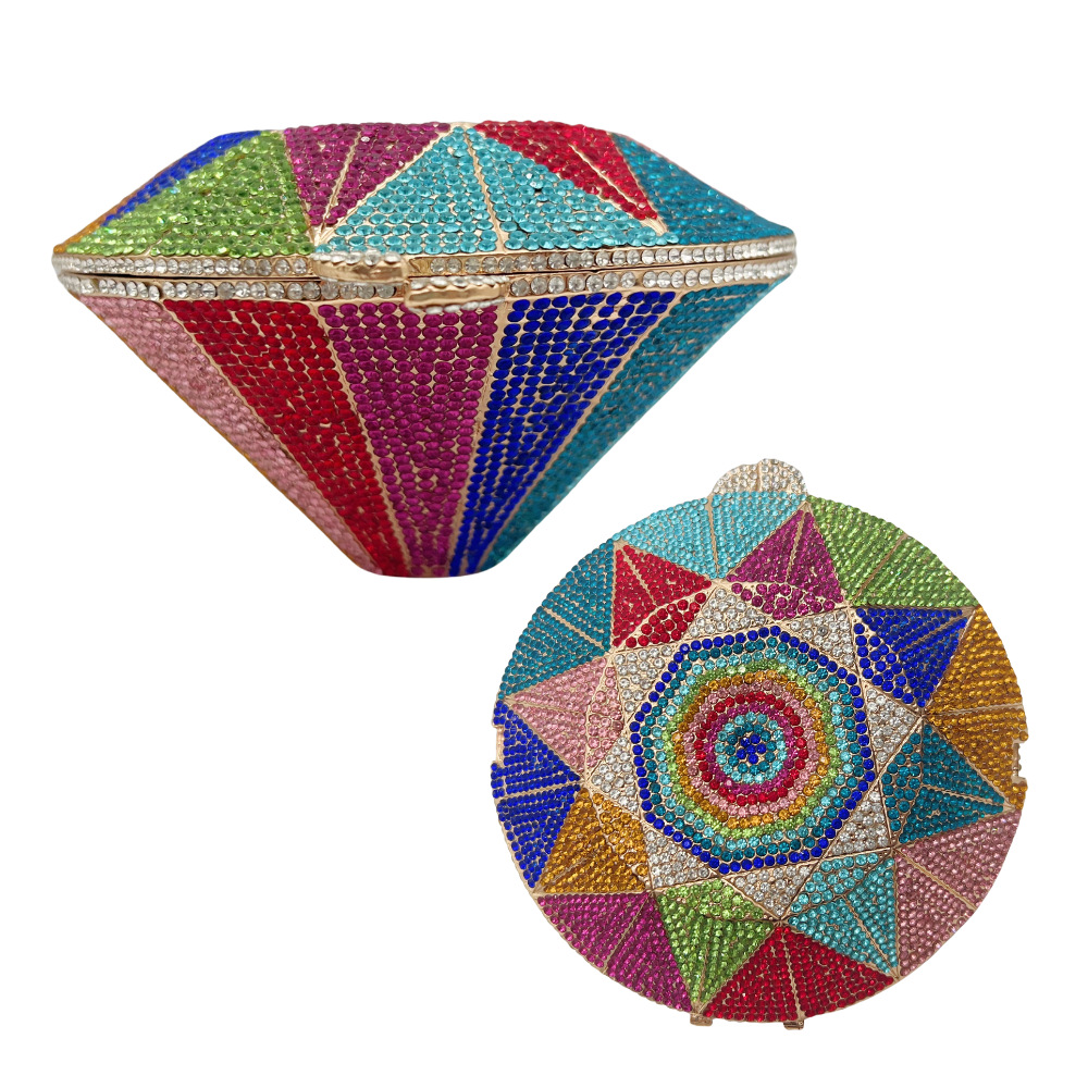 ダイヤモンド形状のフルダイヤモンドクリスタルバッグ女性の結婚式のクラッチ財布パーティーバッグ高級ラインストーンイブニングバッグレディースパーティーバッグ