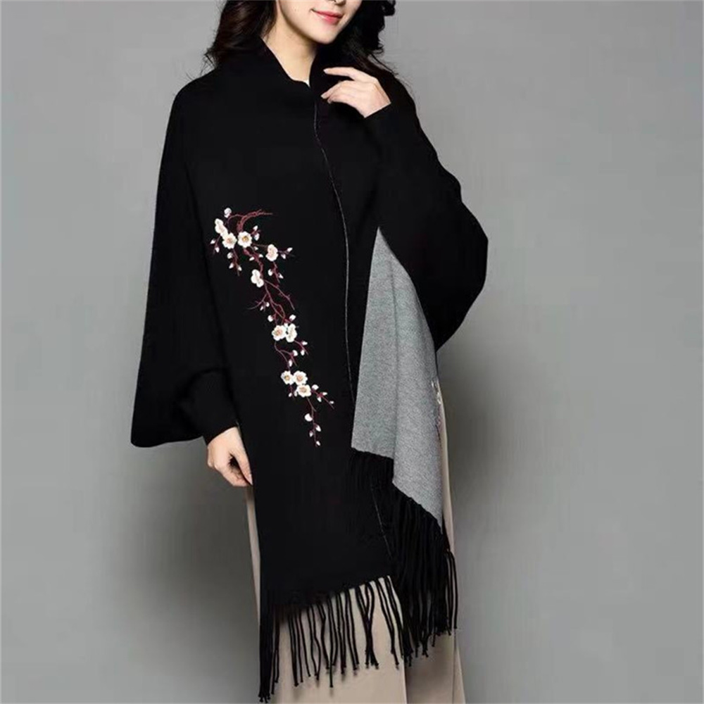 女性バットウィング袖刺繍梅の花カーディガンストリート着用ルーズケープ冬ニットショールポンチョタッセルロングマント