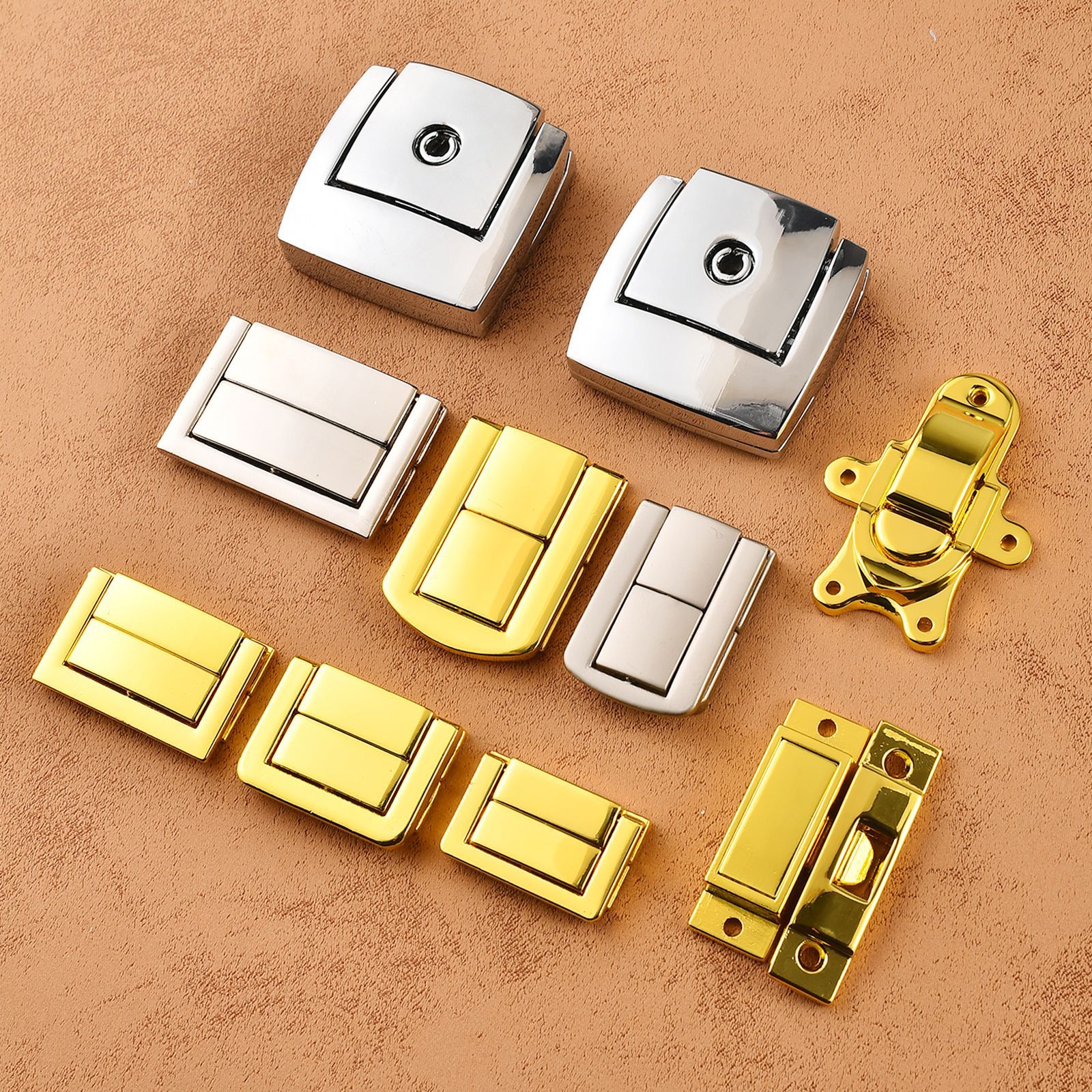 2-4個の大型文字亜鉛合金デイロック、高級木箱ロック、ジュエリーボックス、ダイキャストロックキャッチ、ゴールデンフラットキャッチ