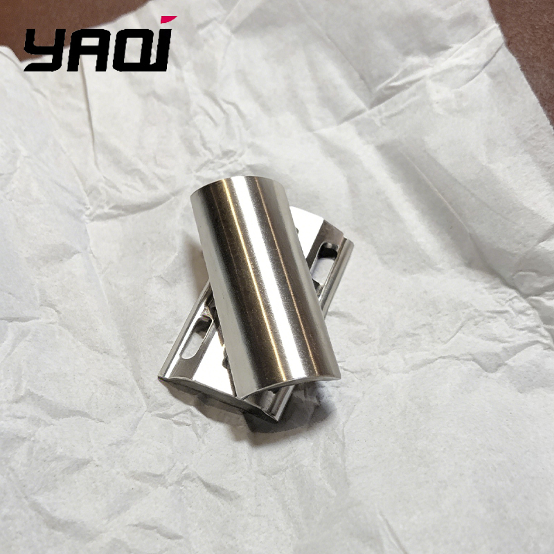 2026 Yaqi SLOPE 傾斜安全カミソリヘッド 316 ステンレス鋼 0.90mm 刃ギャップ 43mm 長さ 24.6mm 幅 スムーズなシェービング用