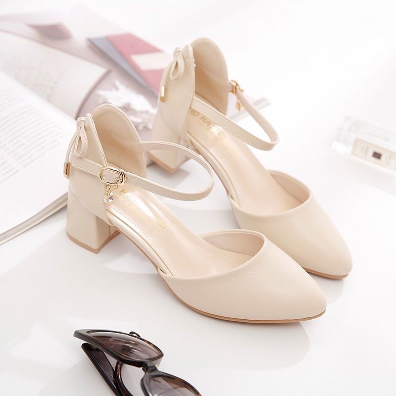 Cresfimix 女性かわいいバックルストラップ高品質黒 pu レザーヒールの靴レディクラシック夏パンプス zapato tacon アルト a6012