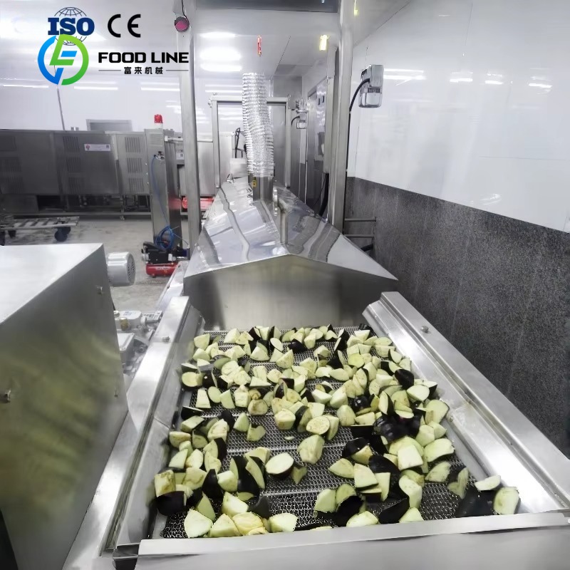揚げナッツ、バナナチップス、野菜製品を均一に加熱するカスタマイズされた高効率コンベアフライヤー