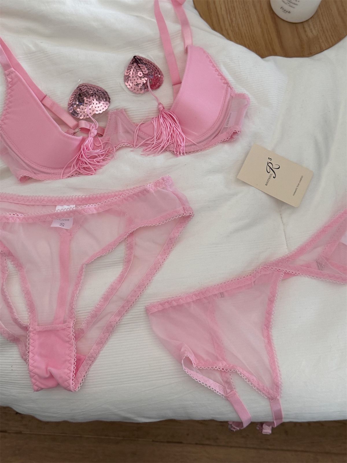 Hollow out bra underwear women lingerie with underpants suit sexy push up large size with pad bra set