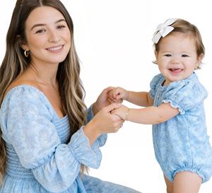 Wholesale Mother-and-Baby Summer Outfit Sets: 100% Cotton Retro Floral Ruffled Puffed-Sleeve Dresses and Baby Onesie Sets