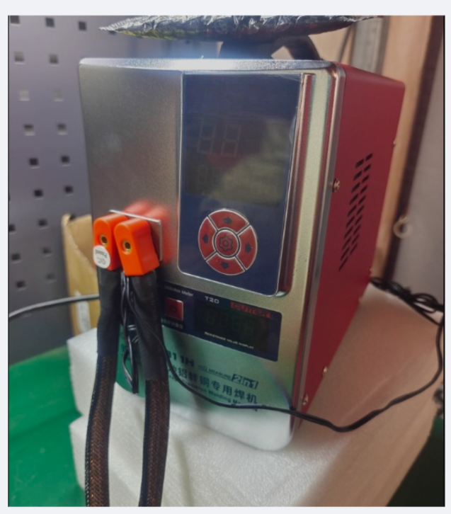811H 高出力バッテリースポット溶接機 – LiFePO4大型セル＆アルミニウム・銅ニッケル板溶接機（在庫あり）