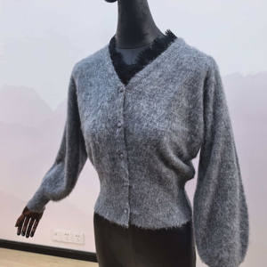 レディース用カジュアルカーディガン。秋冬に最適。既製服。シームレスニット素材で、着心地が良く、吸汗性に優れています。