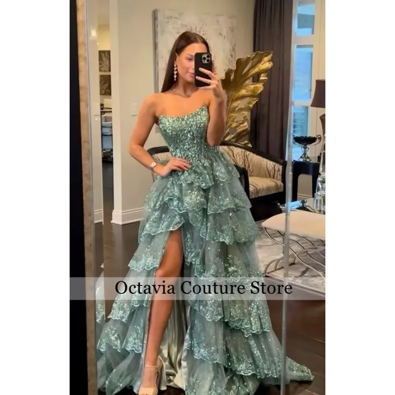 カスタマイズされたストラップレスレースチュールティアードウエディングドレスキラキラスパンコールスリットブライズメイドドレスコルセットフォーマルイブニングパーティードレス