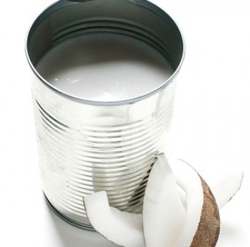 缶入りココナッツミルク