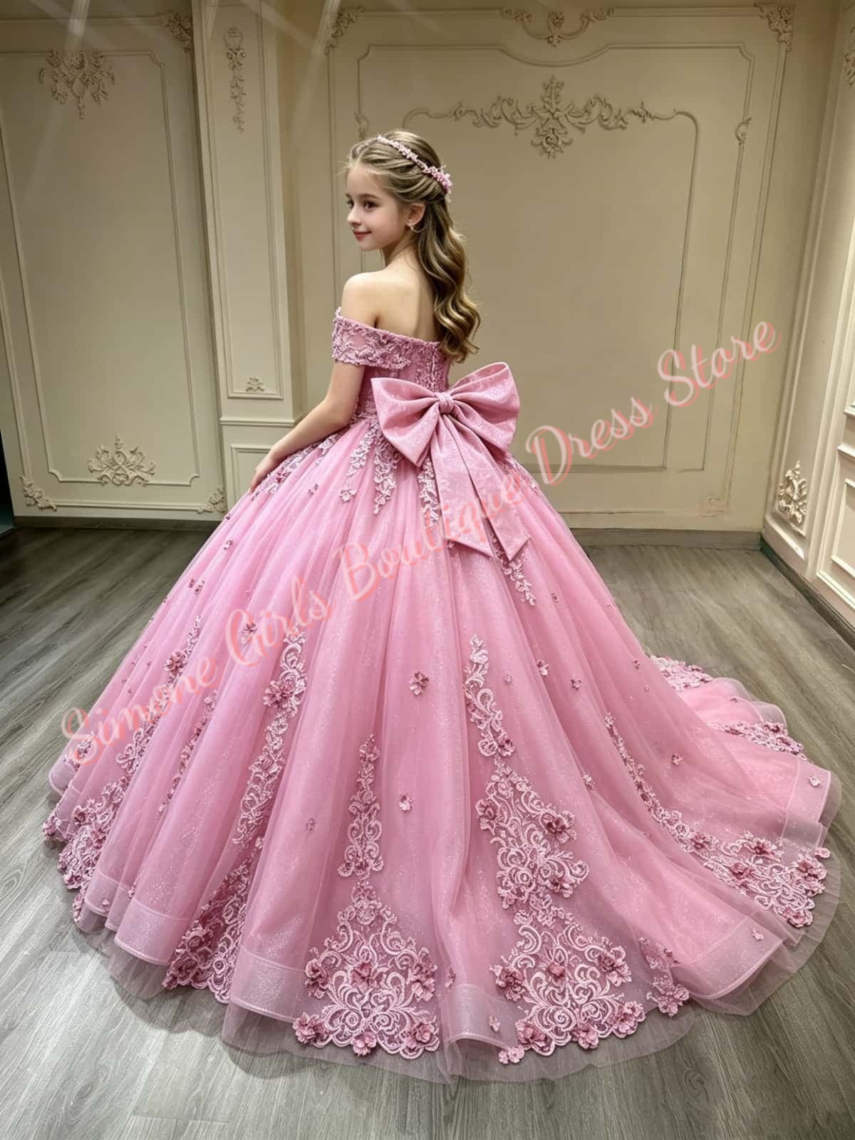 ピンクプリンセスオフショルダーフラワーガールドレス結婚式子供アップリケチュールページェントドレスカスタマイズされた誕生日パーティーボールガウン