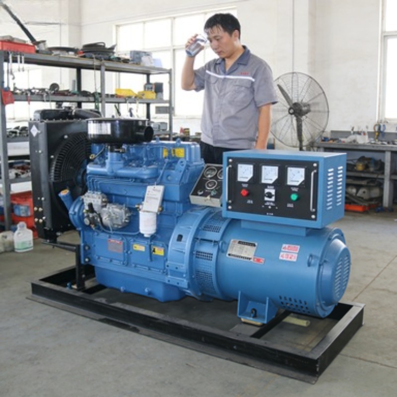 SHX 200kva 160kw 米国カナダEPA証明書が付いている住宅用ダイナモ耐候性極度に静かなディーゼル発電機セット