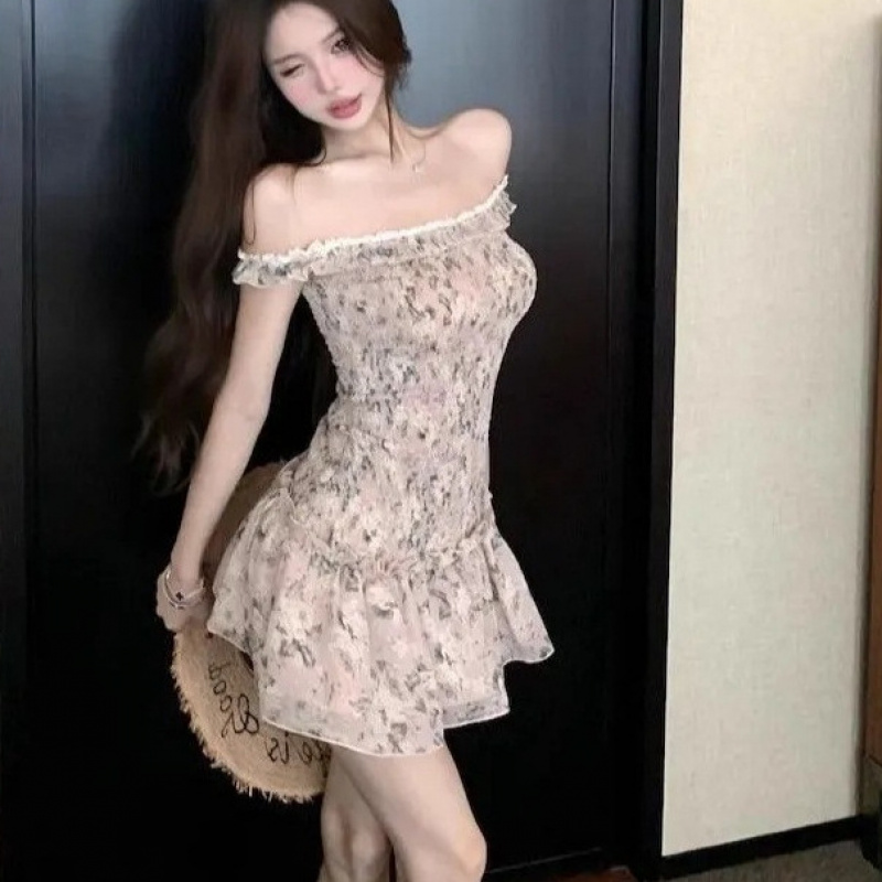 フリルエッジ付きオフショルダーヴィンテージ花柄プリーツノースリーブドレス、ホットガールスタイルの女性向けサマースリムフィットドレス Wai