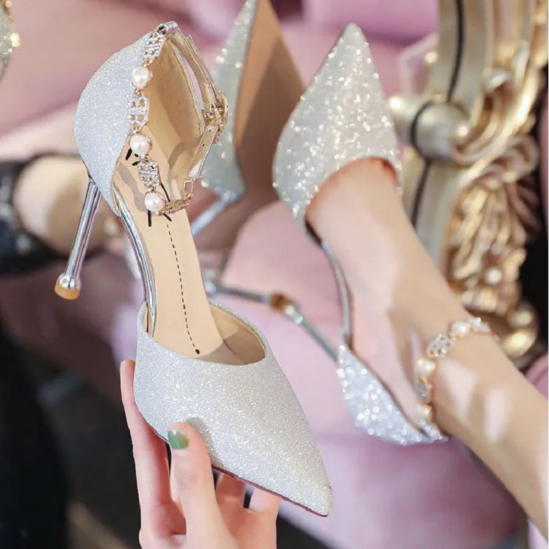 zapatos de mujer 女性のセクシーなシルバー高品質の結婚式のハイヒールの靴レディクラシックコンフォートスプリング