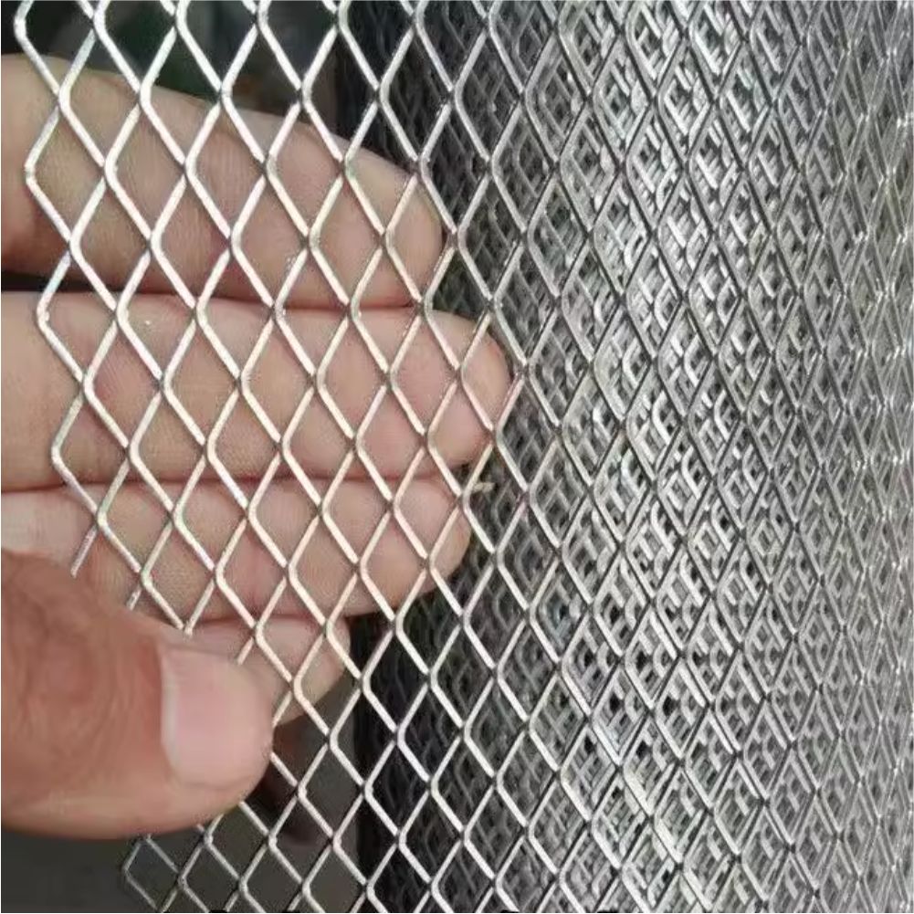 亜鉛メッキワイヤーネット繁殖ネット子動物鶏ペットツリー保護庭のバルコニー保護フェンス金属フィルタースクリーン