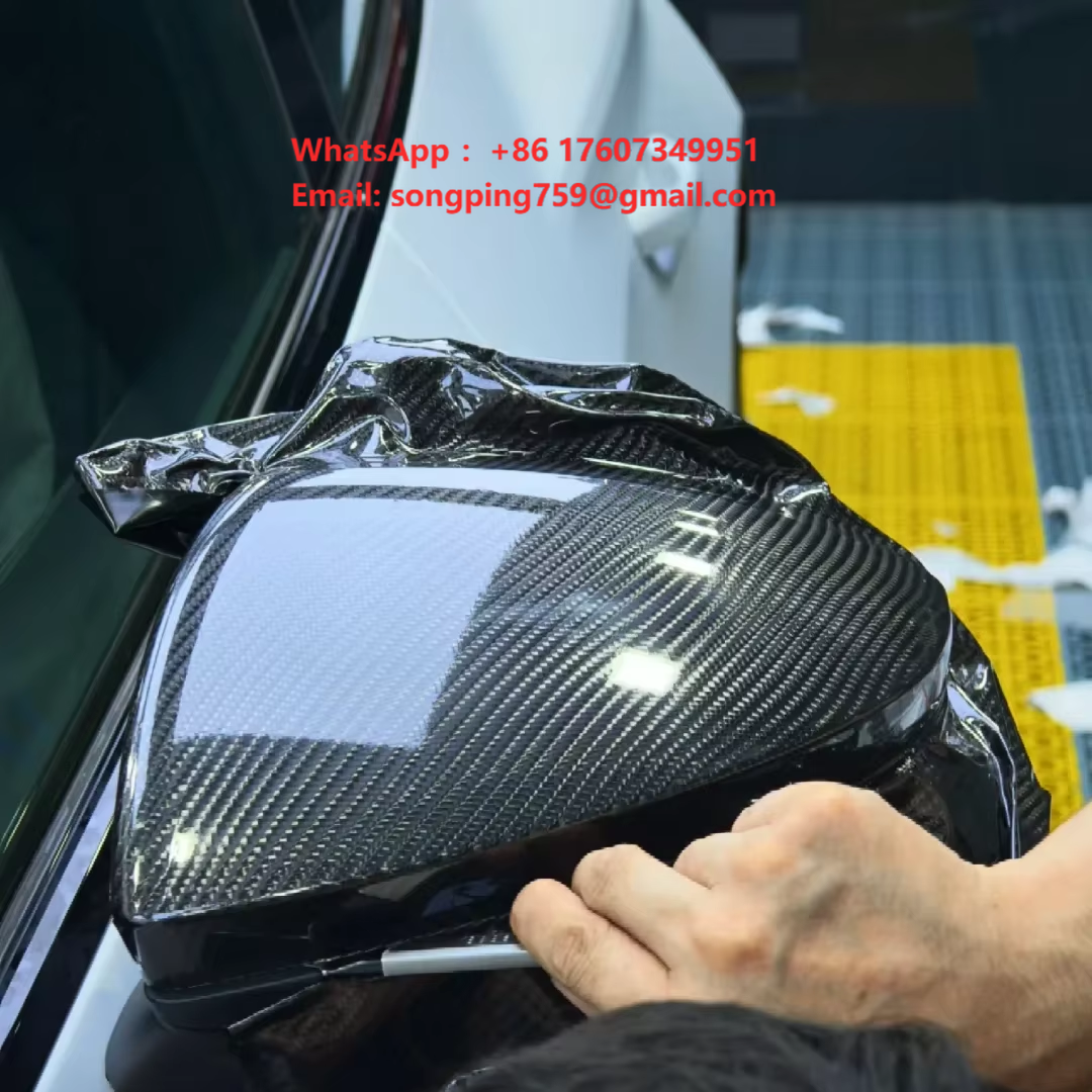LEONARDO 高品質光沢のある黒の炭素繊維素材ロールラップ TPU カラー PPF フィルム車の色変更フィルムボディステッカー