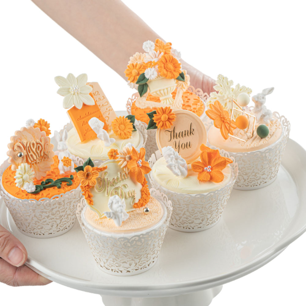 シミュレーションカップケーキ女性女の子プリンセス誕生日ウェディングパーティー用品ハッピーバースデーデコレーションフラワーエンジェルケーキモデル