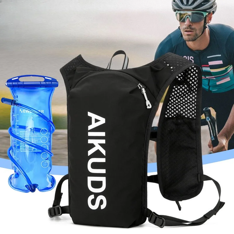 5L 通気性水分補給ベストトレイルランニングバックパック軽量サイクリングランジョギングマラソンバックパック乗馬バイク登山バッグ