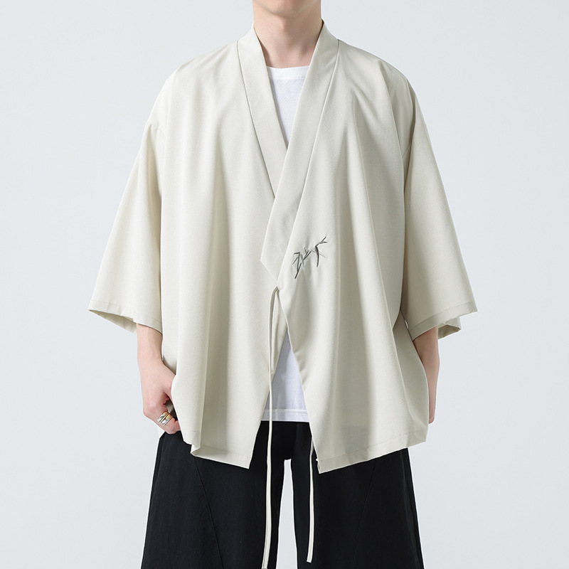 日本の伝統的な浴衣羽織カーディガンプラスサイズ中国風の刺繍男性着物レトロルーズ男性シャツジャケット 3XL-5XL