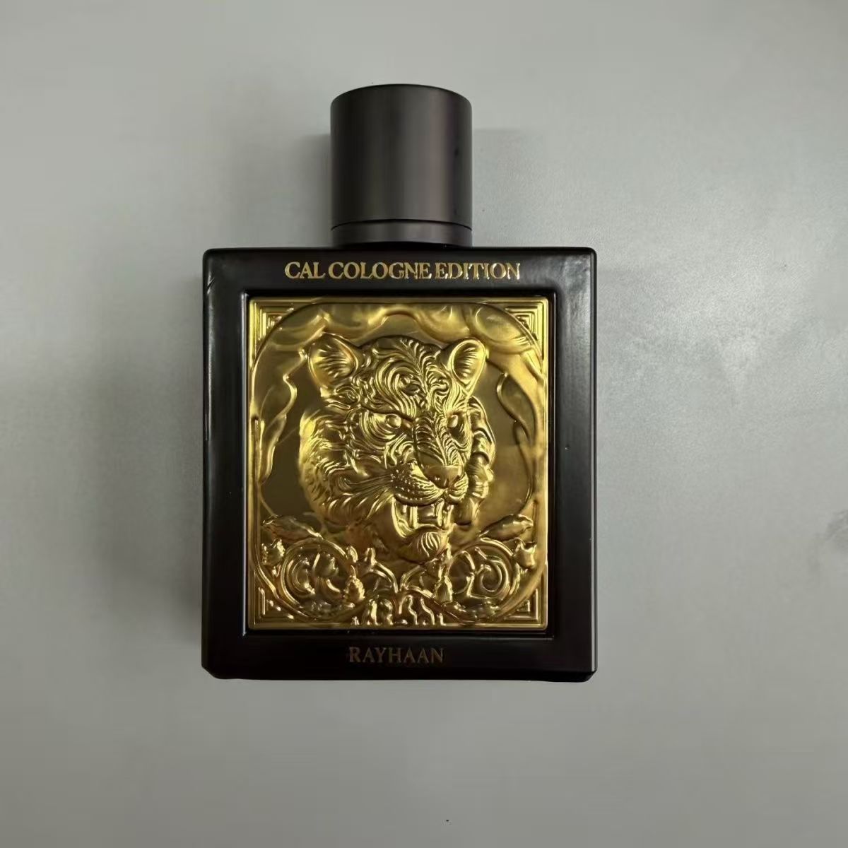 レイハーン カル ケルン エディション タイガー EDP 香水、エンボス タイガー ヘッド ウッド スパイシー メンズ香水 100ml