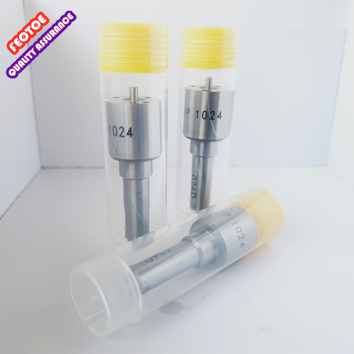 4 個ディーゼルエンジン 2KD 高圧コモンレールシステムノズル DLLA145P1024 095000-7761 095000-7751 095000-7750
