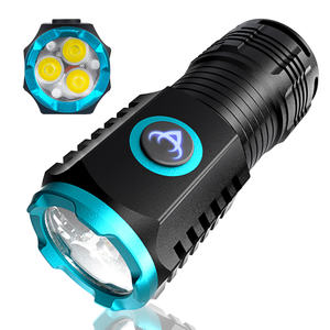 充電式ミニ懐中電灯、2000ルーメンの明るくパワフルなアルミ製懐中電灯。キャンプ、ハイキング、緊急時、釣りなどに最適です。