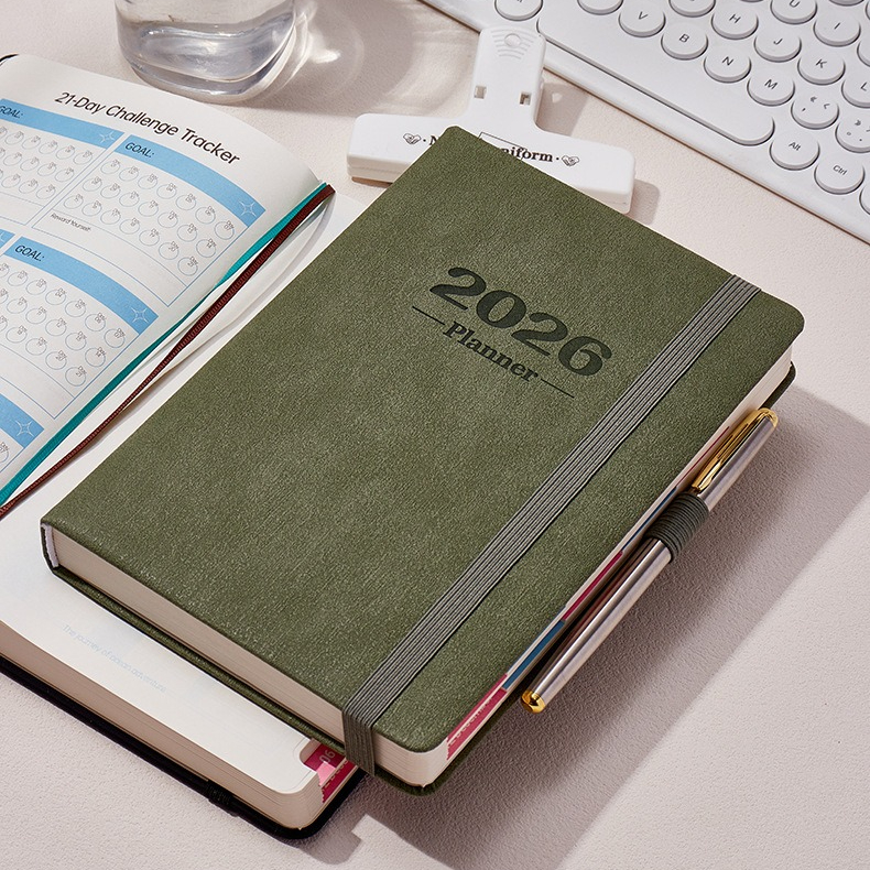 2026年デイリープランナー - 英語ページ付き365日年間アジェンダ、仕事とプライベートで使えるA5サイズスケジュールオーガナイザーノート