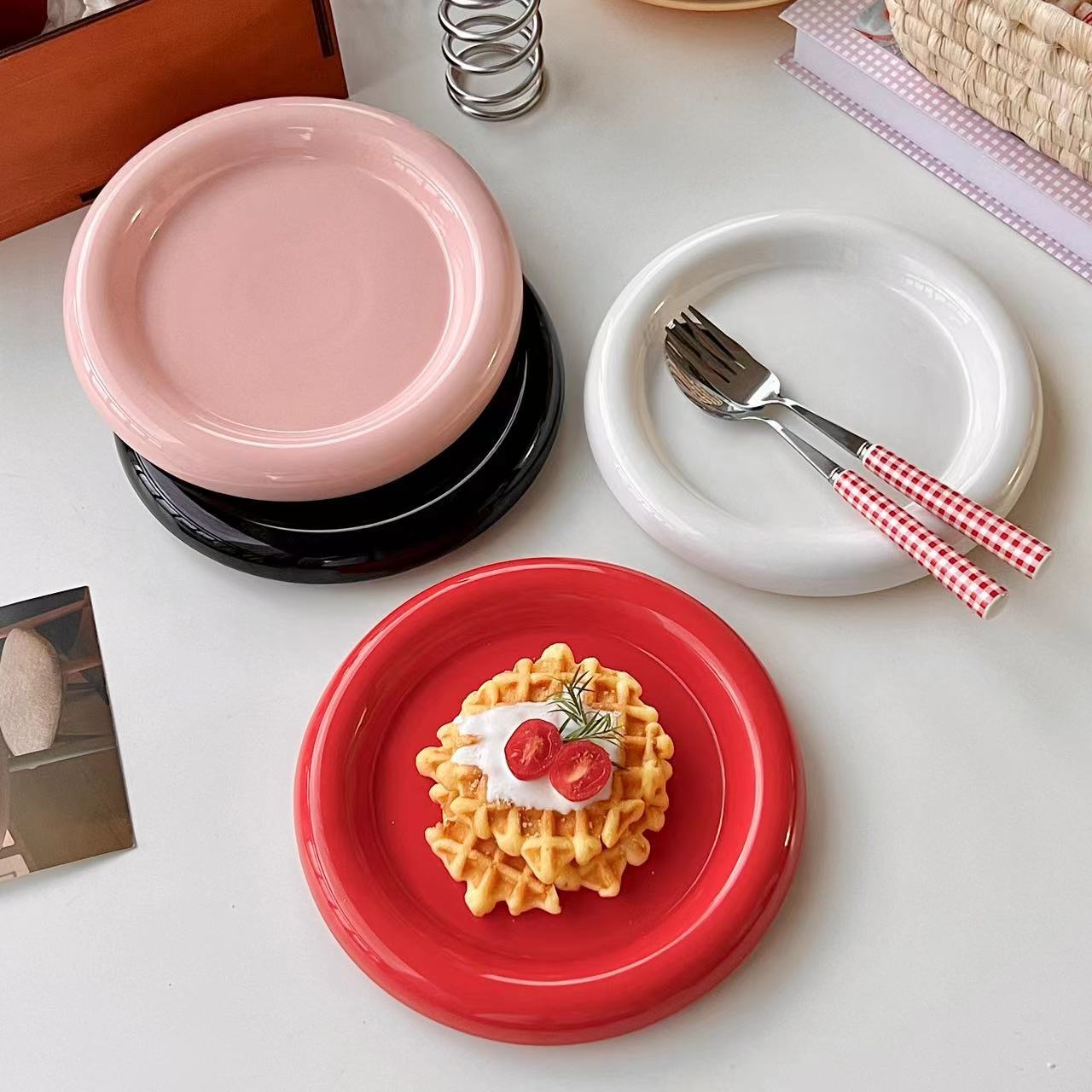 ラウンドセラミックプレート厚刃洋食プレートクリエイティブステーキ北欧食器セラミックプレートメインコースキッチン用品