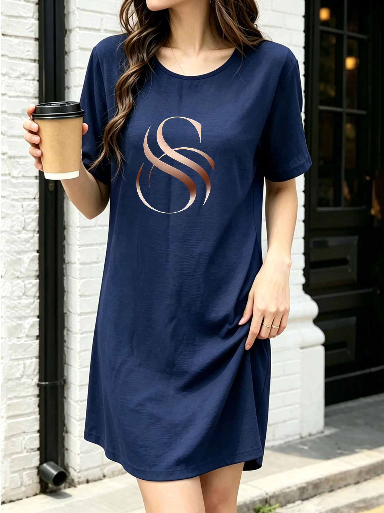 夏薄手通気性プリントTシャツワンピース シンプルS文字プリント カジュアルスタイル ゆったりフィット 着痩せミモレ丈ワンピース