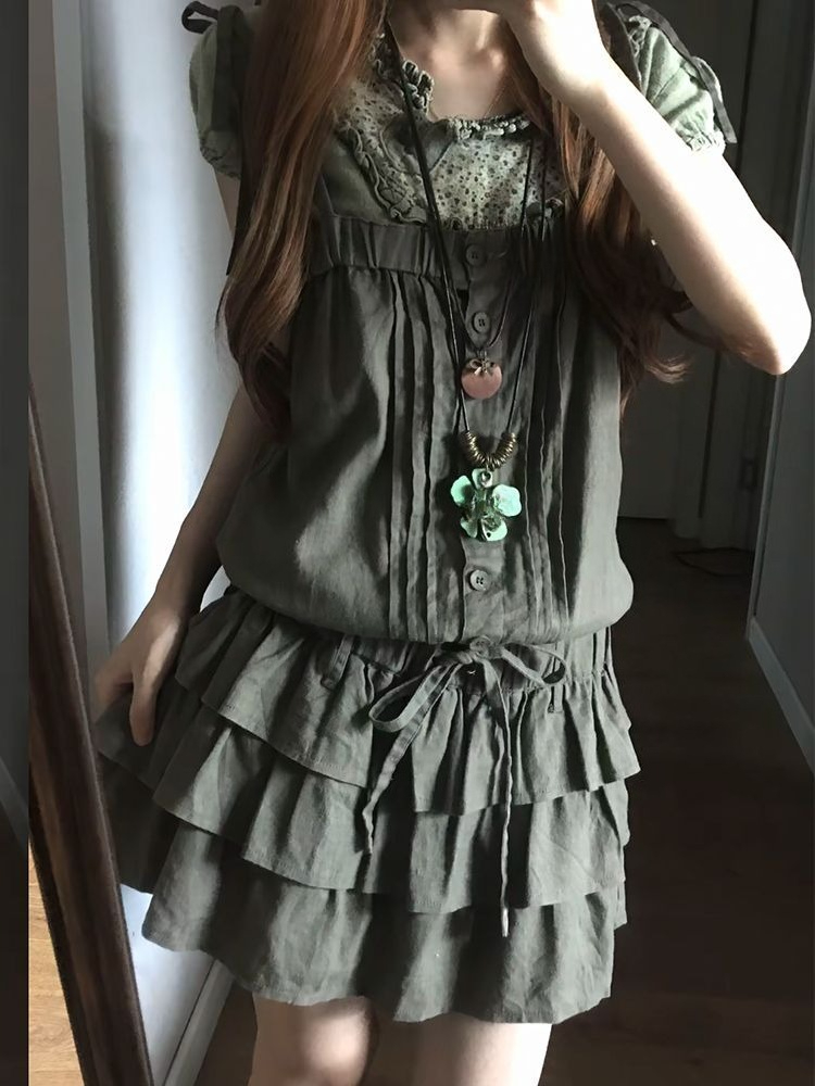 日本のレトロなツーピースセット女性レースパッチワークトッププリーツ巾着ウエストレイヤードフリル裾サスペンダードレス衣装