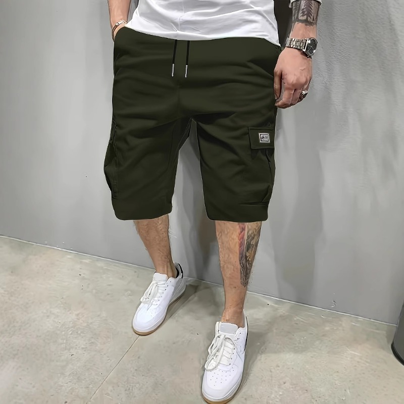 メンズアーミーグリーンカーゴショーツ巾着ウエストルーズフィットマルチポケットショーツ男性夏のストリートカジュアル膝ショーツ